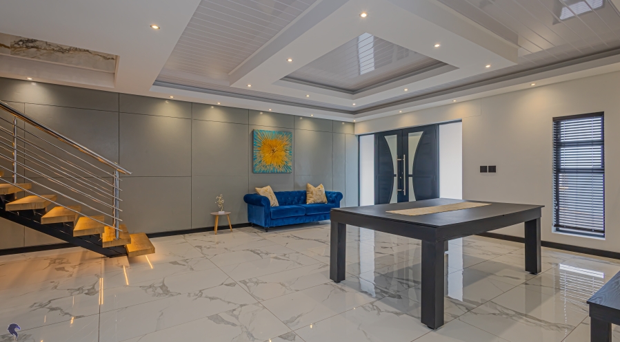 5 Bedroom Property for Sale in Calypso Beach Western Cape